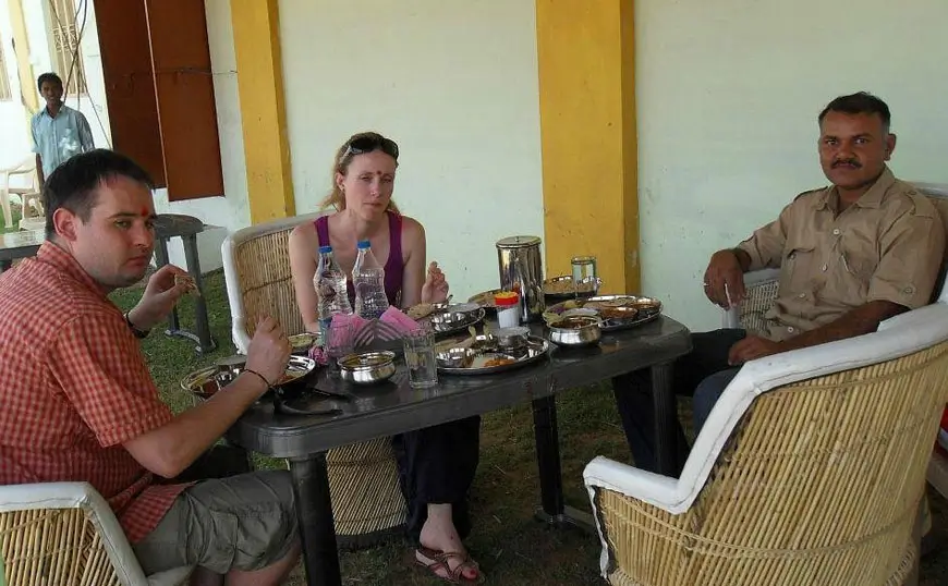 Food, Water & Hygiene in India: Practical Tips Without Fear-Mongering