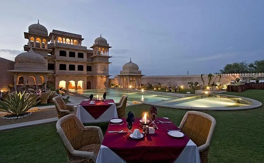 Luxury Rajasthan Tour – Exploring Palaces, Forts & Heritage Hotels by Car