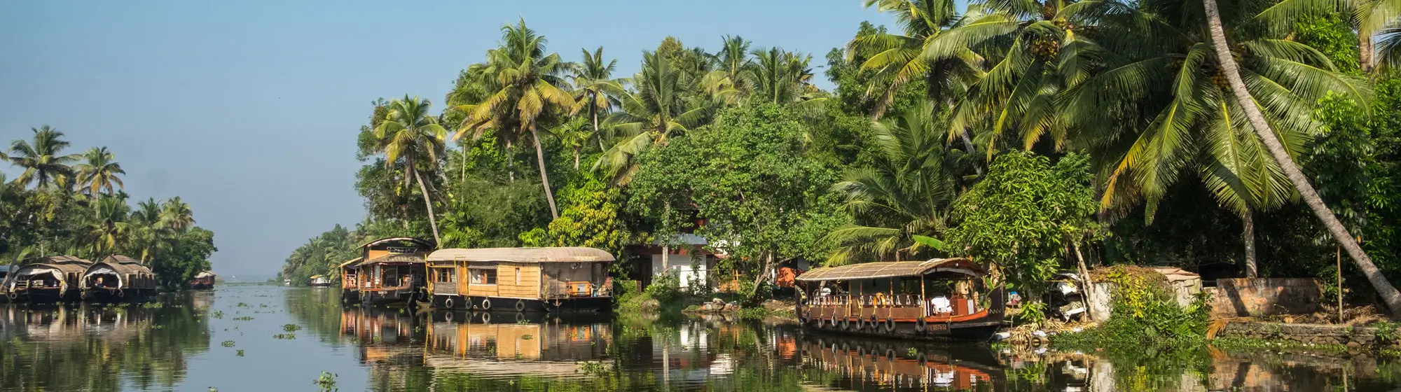 Spiritual Tamil Nadu & Backwaters Kerala Tour