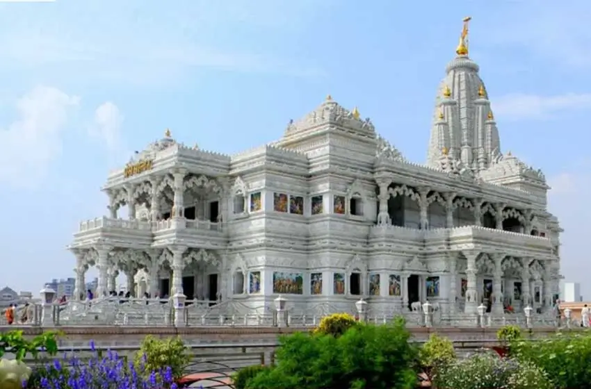 Golden Triangle with Spiritual Vibes