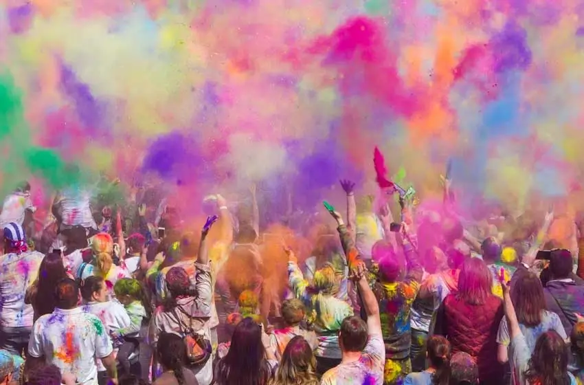 Golden Triangle with Holi Festival Tour