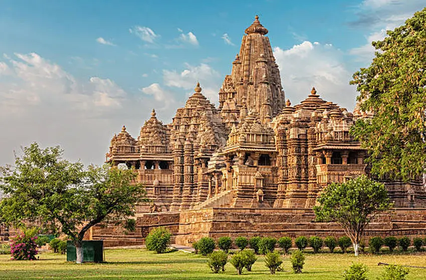 Luxury Rajasthan with Varanasi and Khajuraho