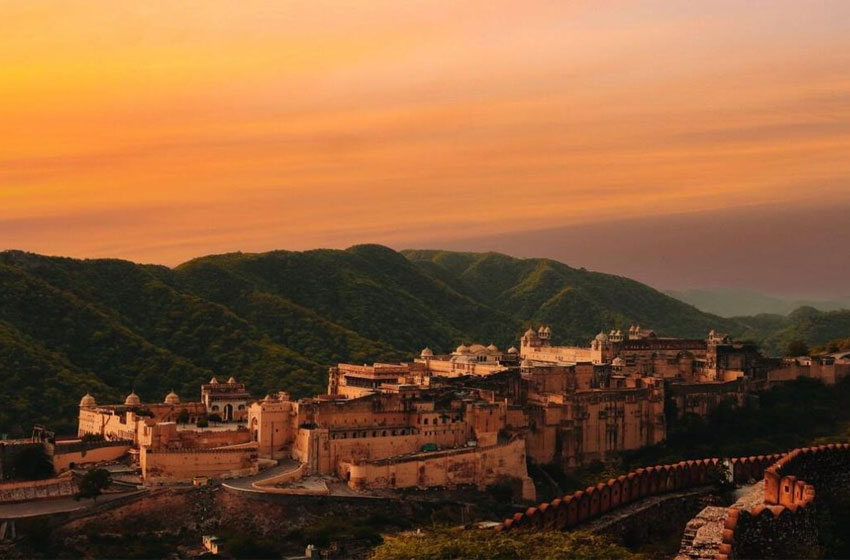 Rajasthan Forts & Palaces Tour