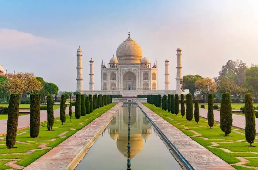 The Treasures of India and Taj Mahal