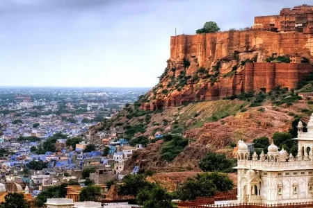 Rajasthan Forts & Palaces Tour