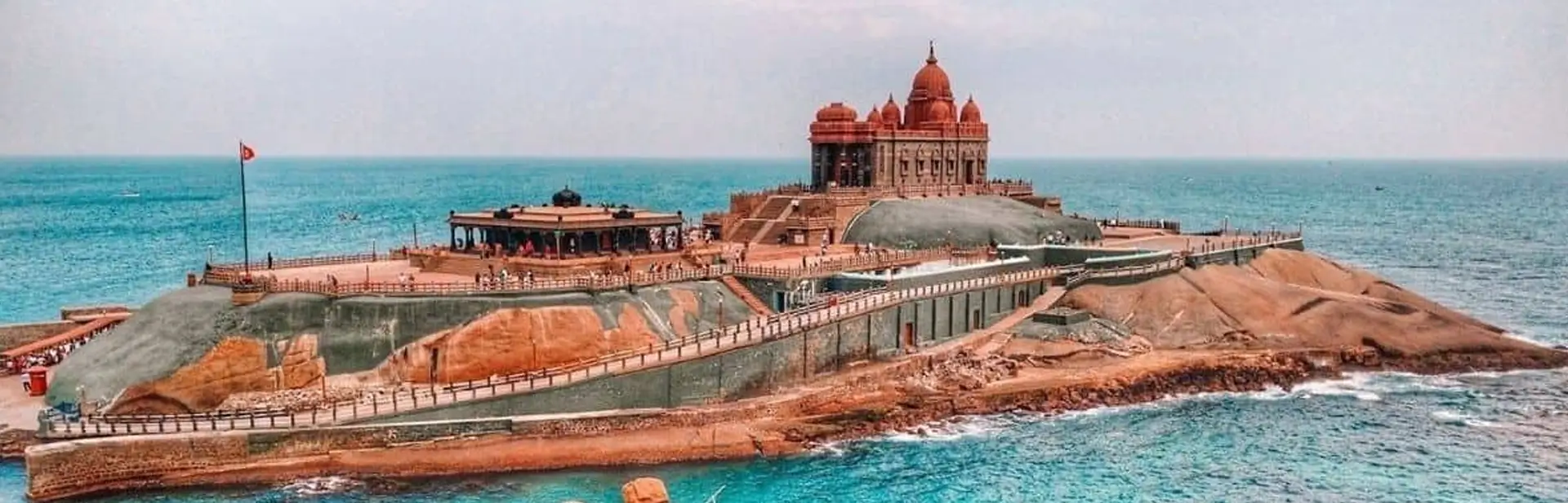 Spiritual Tamil Nadu & Backwaters Kerala Tour